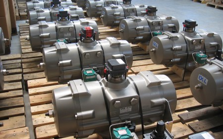 special R&P pneumatic actuators, for high cycle, up to 120.000 per year for paraxylene production